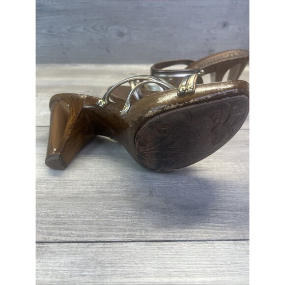 ITALIAN Shoemakers 7.5 Carved Out Wooden Heels Gold Bronze - Picture 10 of 14